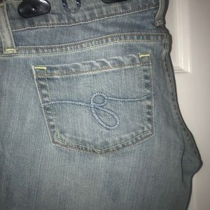 GUESS jeans